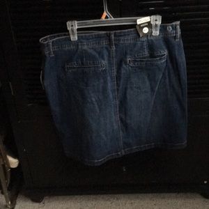 Kensie size 14 denim skirt